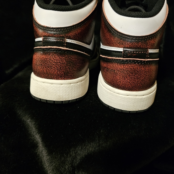 Jordan 1 mid wear away chicago - Picture 6 of 6